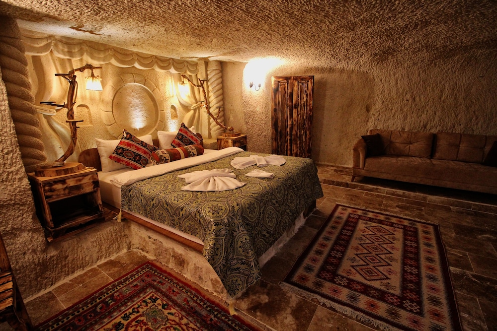 Honeymoon Room (Alesta) - Photo 4