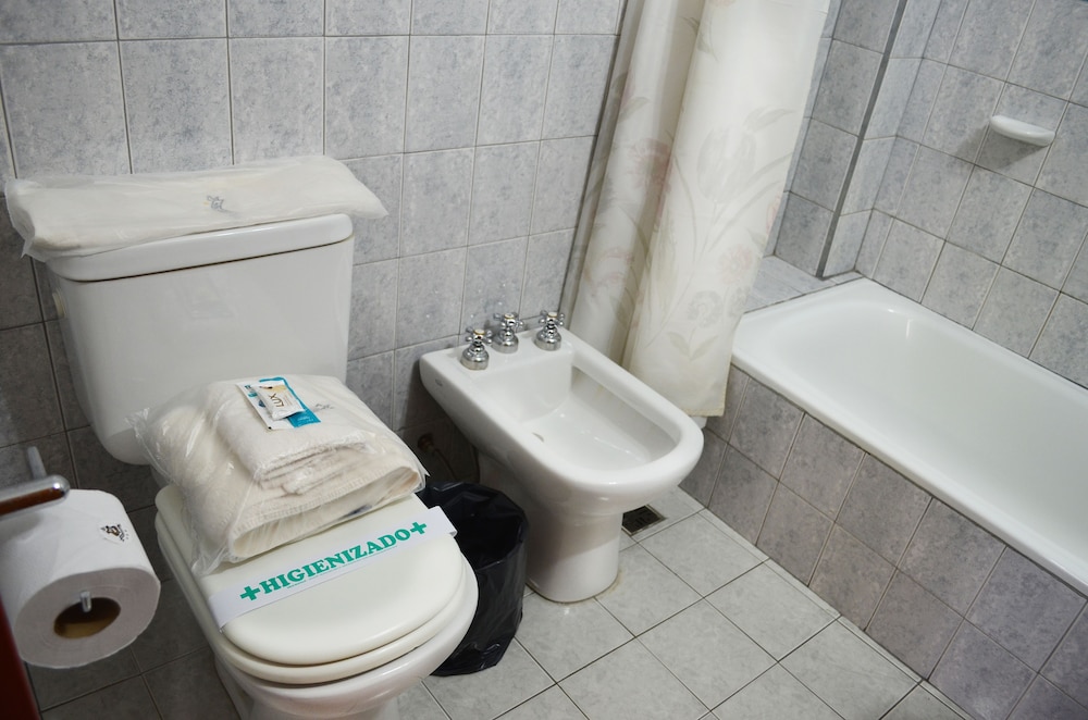 Superior Double Room Single Use, 1 Bedroom, Bathtub, City View photo 3