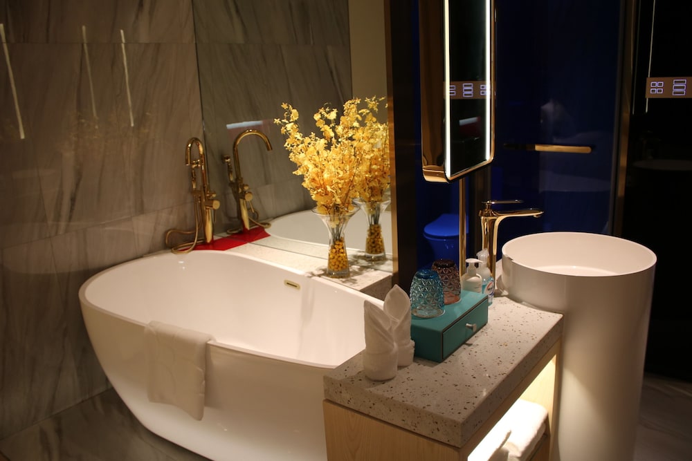 Superior King Room (Premier) photo 2