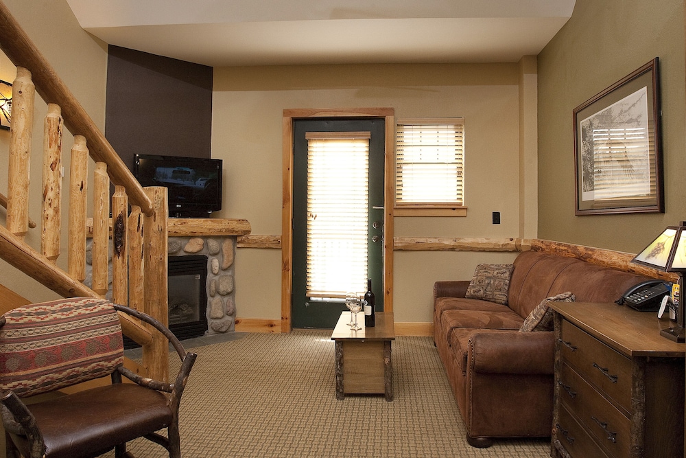 Roaring Brook Suite - Waterpark Access Additional photo 3