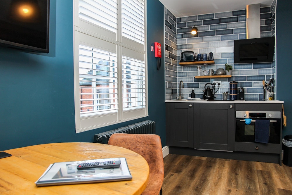 Executive Apartment - Photo 11
