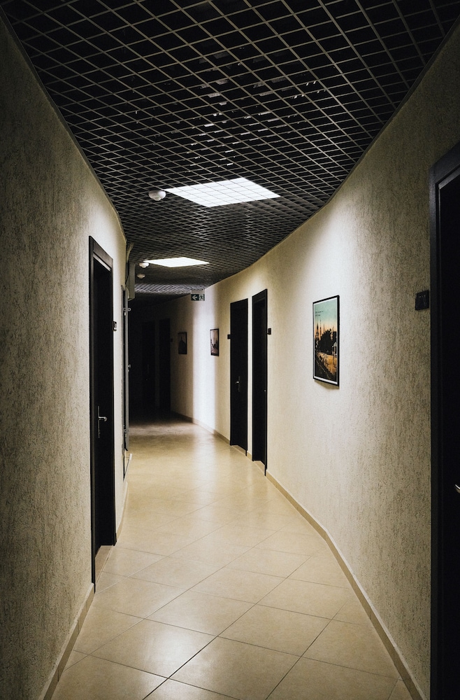 Premium Suite - Photo 21