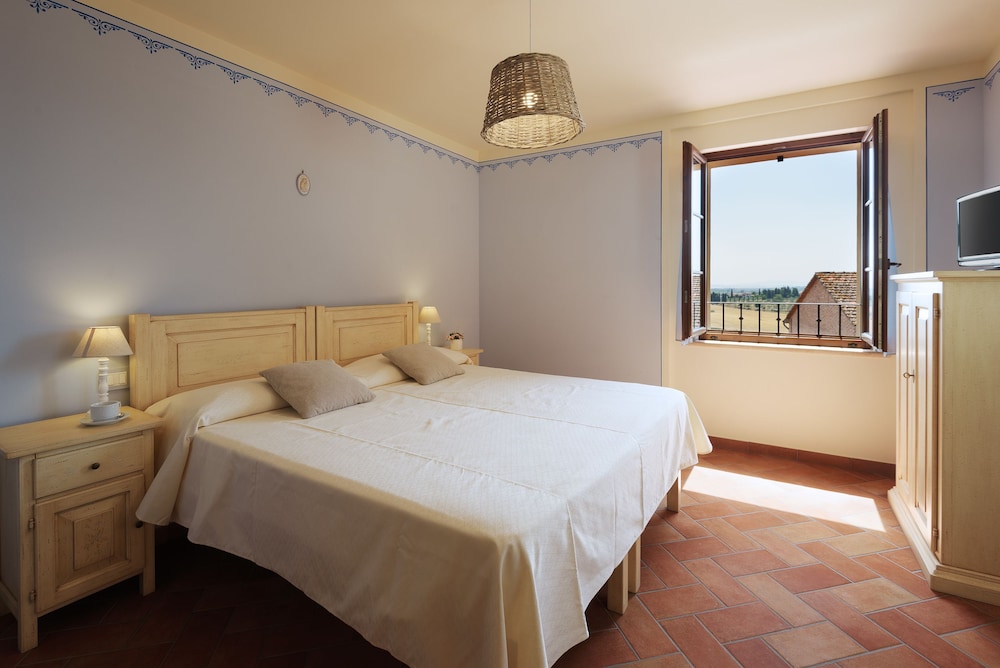 Double Or Twin Room photo 2