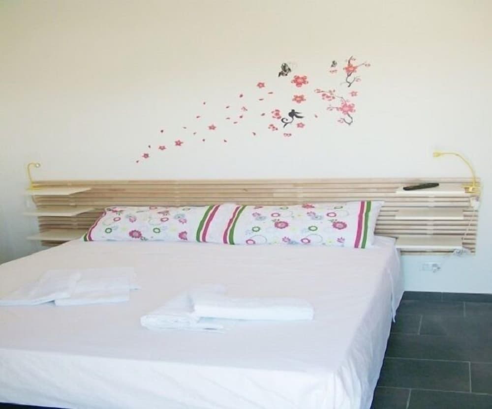 Double Room, Pool View (Ninfea)