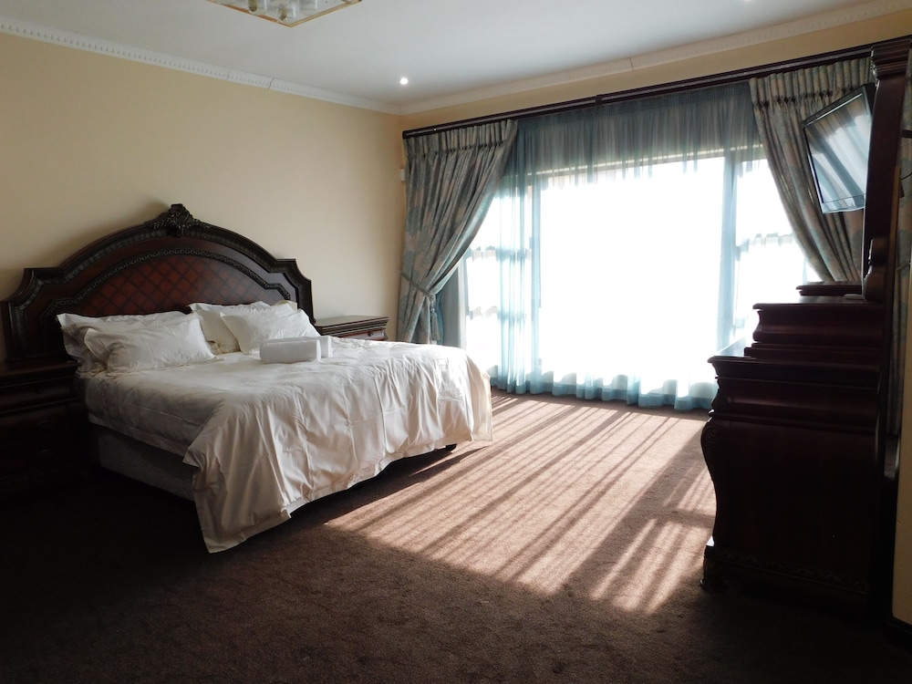 Executive Suite, 1 King Bed