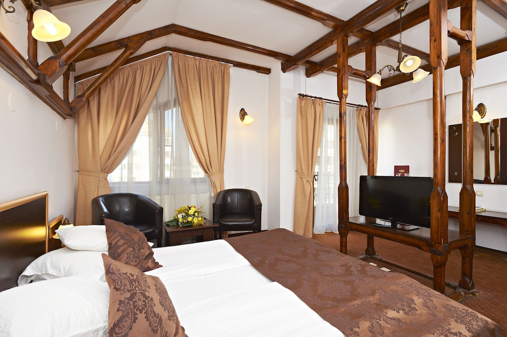 Standard Double Room - Photo 5