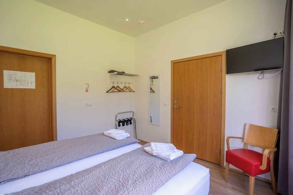 Double or Twin Room, Accessible photo 2