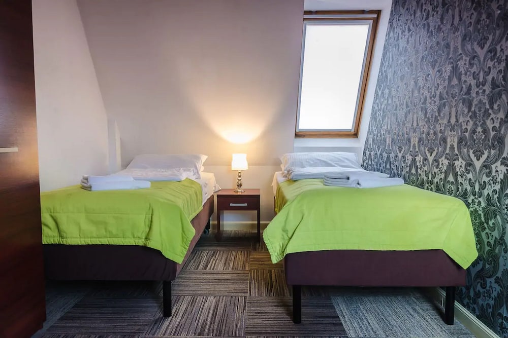 Deluxe Quadruple Room, Non Smoking, City View photo 2