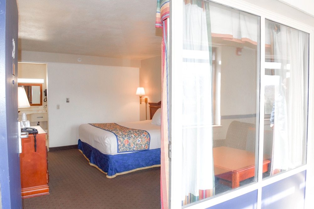 Premium Room, 1 King Bed
