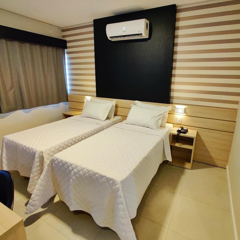 Deluxe Double or Twin Room - Photo 4