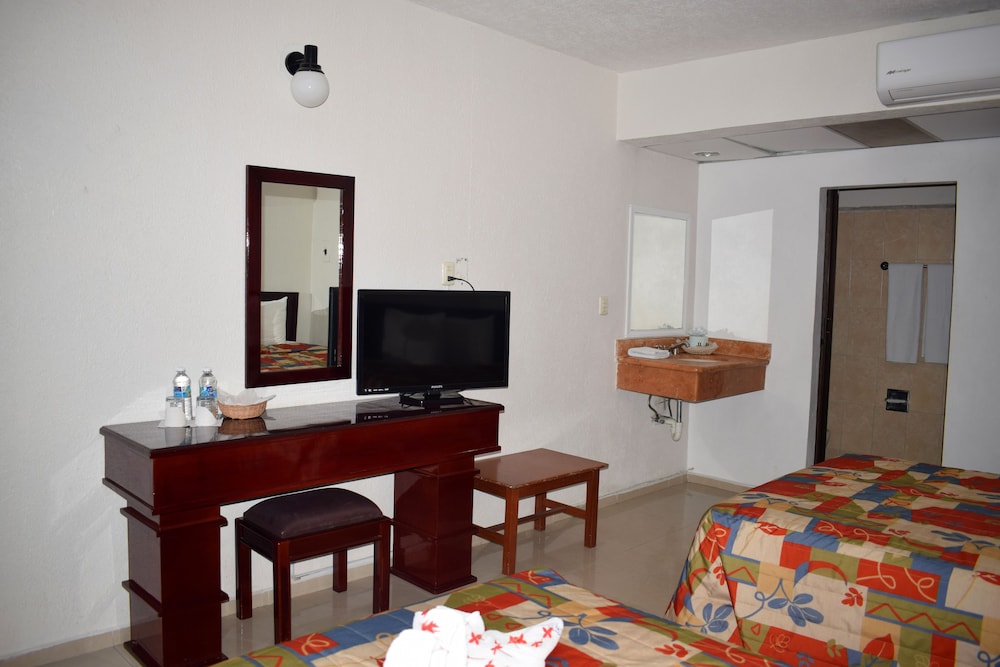 Standard Double Room photo 3