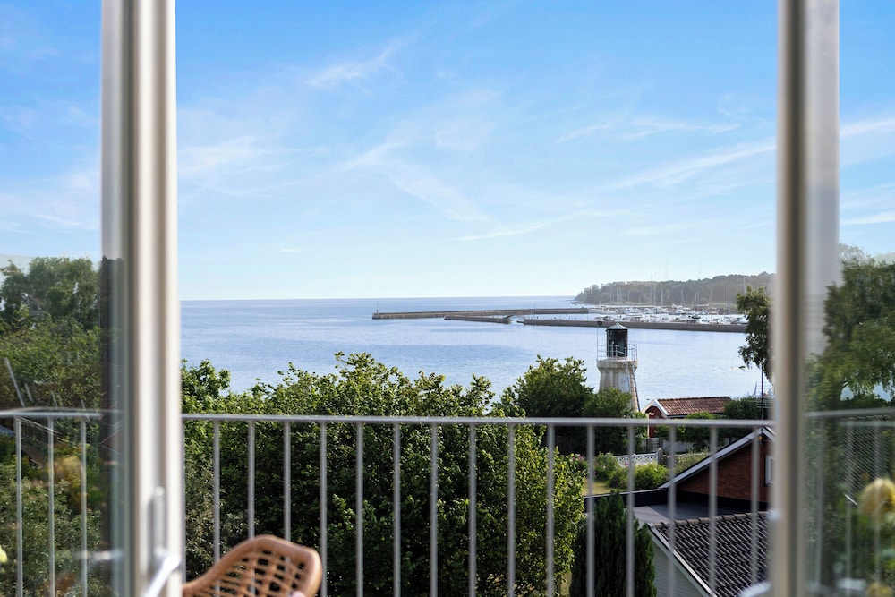 Seaview Penthouse Deluxe (1215) - Pet Friendly