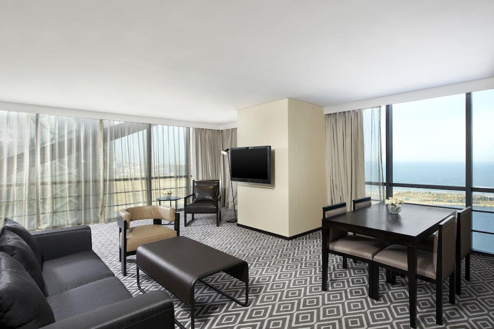 Suite, 1 Bedroom, Sea View photo 2