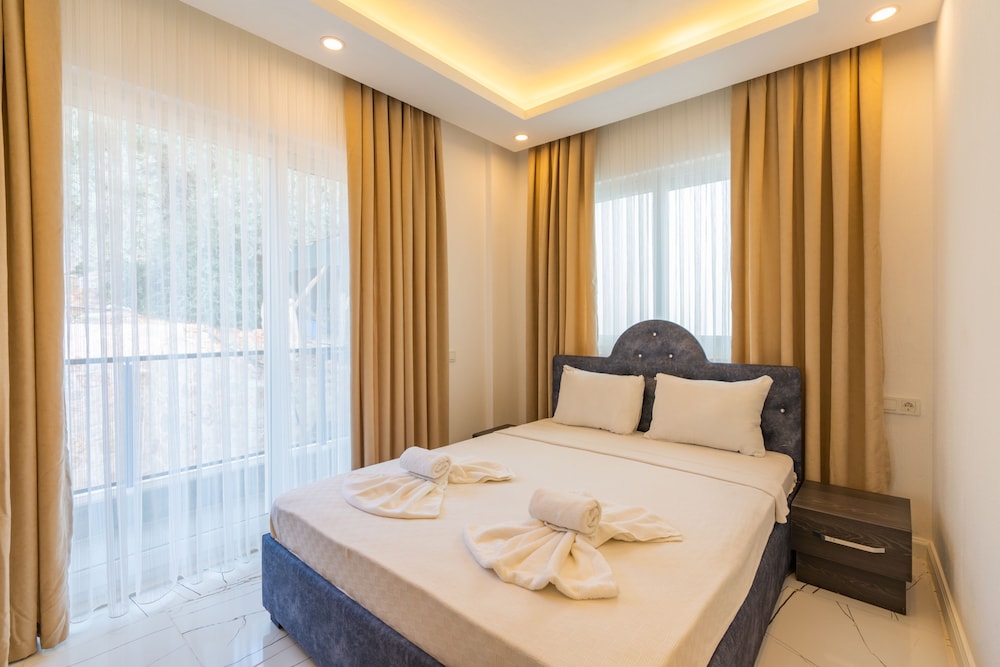 Luxury Apartment photo 3