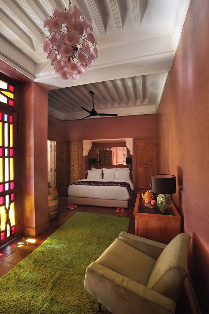 Room (Small) photo 1