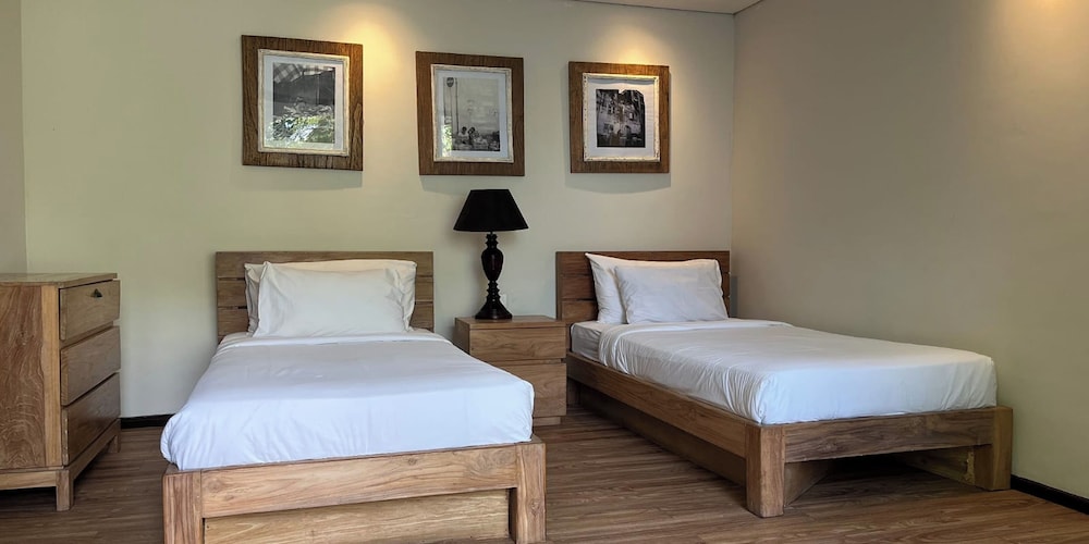 2 Bedroom Villa With Sharing Pool (Not Direct)