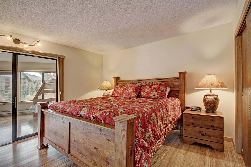 Condo, 1 Bedroom photo 3