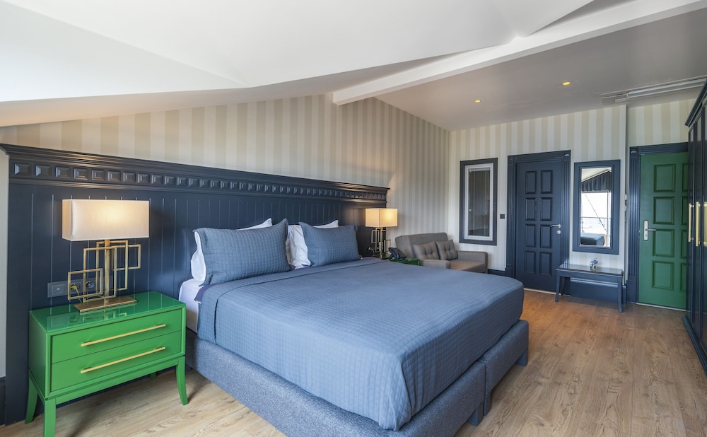 Deluxe Triple Room, Sea View
