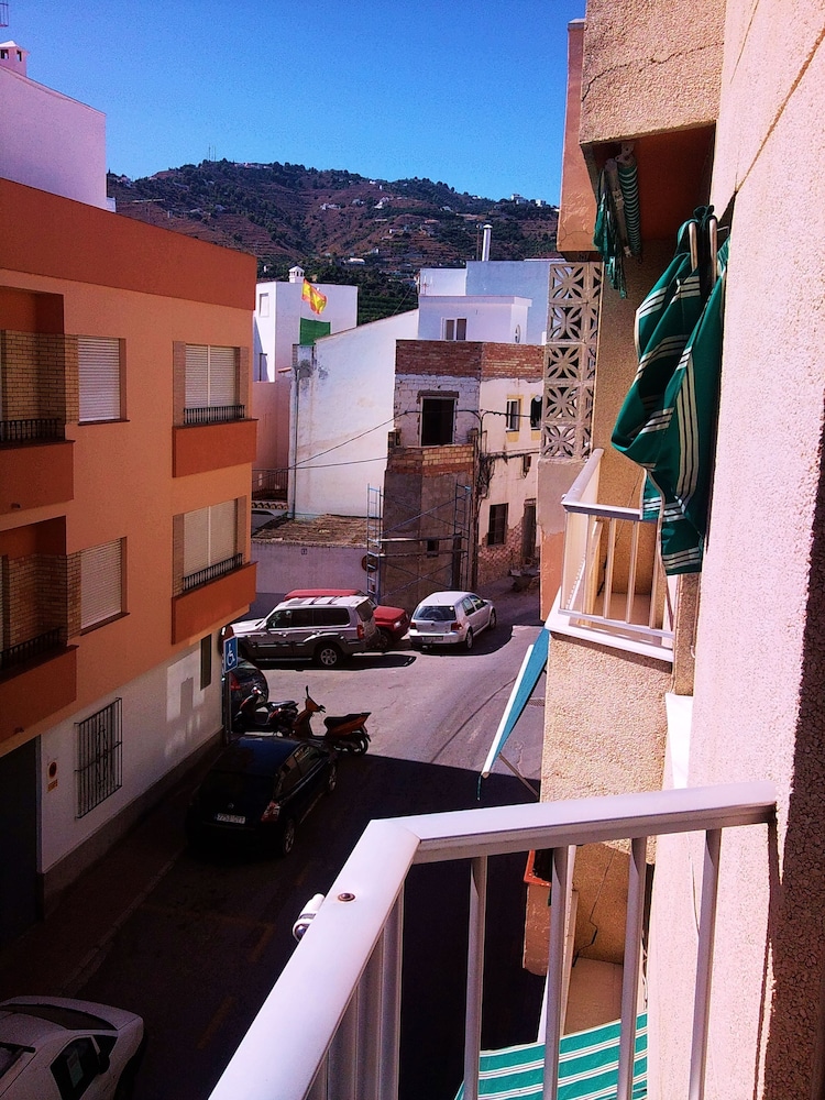 Comfort Double Room, 2 Twin Beds, City View photo 3