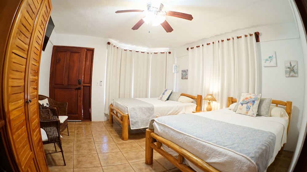 Junior Double Room, 2 Queen Beds, Kitchenette, Ground Floor photo 2