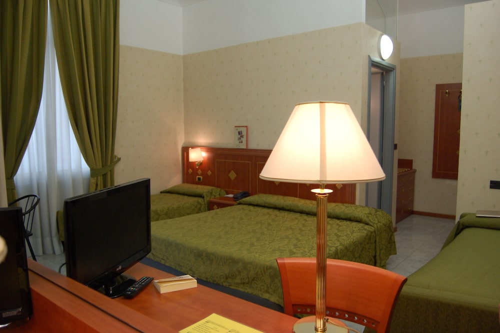 Quadruple Room photo 1