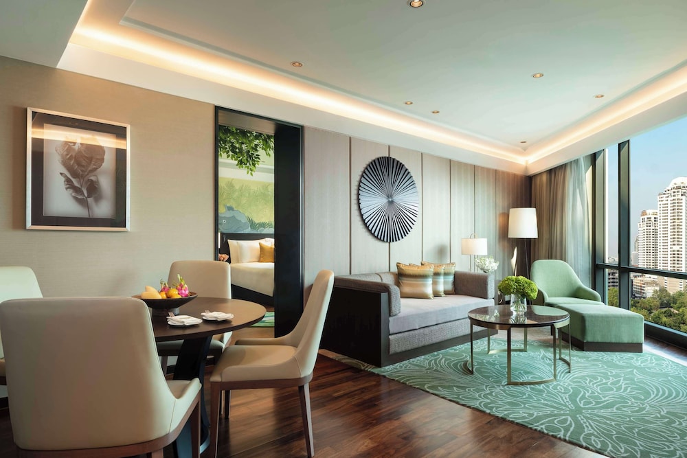 1 Bedroom Theme Family Suite ( Executive Lounge Benefit ) thumbnail 6
