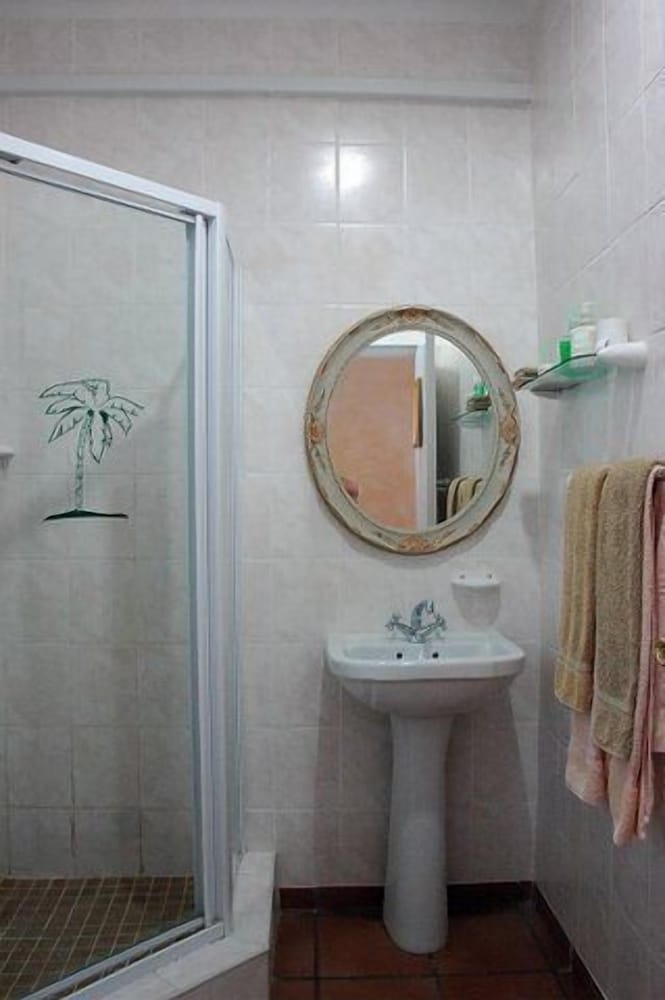Standard Double or Twin Room, 1 Bedroom - Photo 8