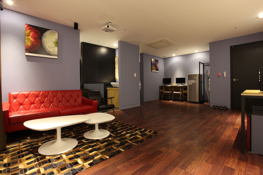 VIP Room photo 3
