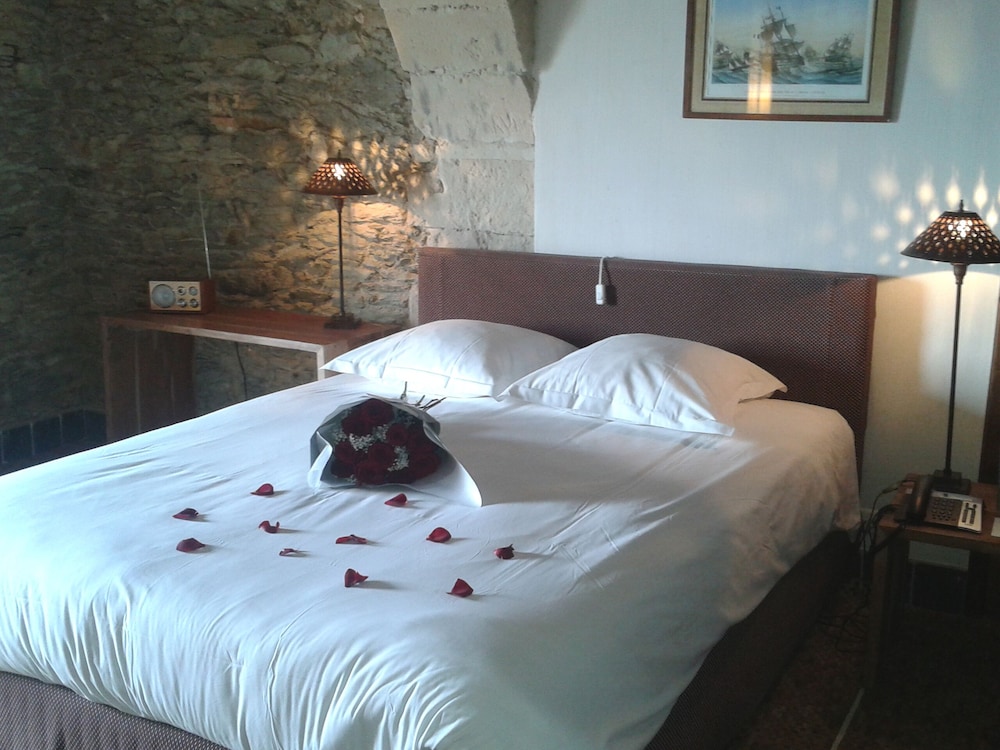 Deluxe Double Or Twin Room, Sea View (Amirauté) photo 3