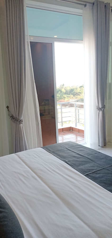 Suite, Pool View photo 1