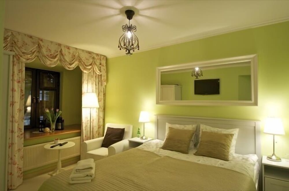 Double Room - Photo 2
