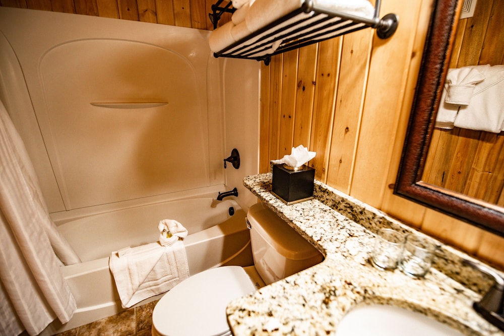 Deluxe Cabin - Photo 7