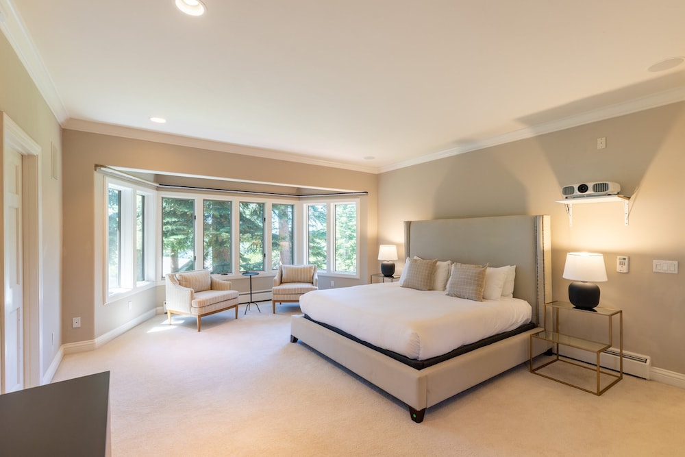House (4 Bedrooms) photo 3