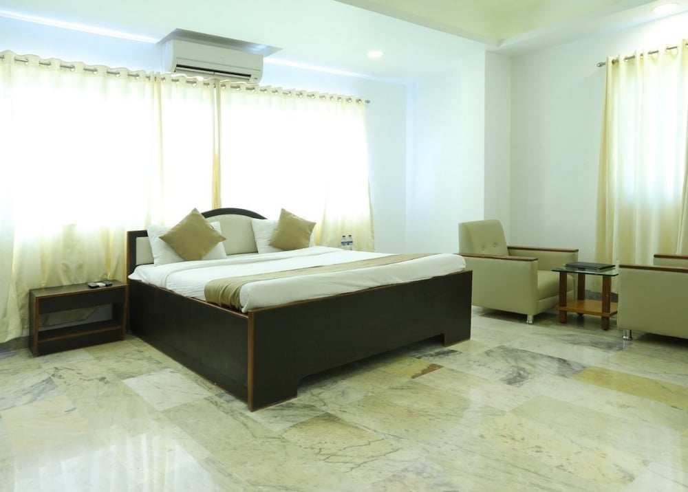 Executive Room, 1 King Bed photo 3