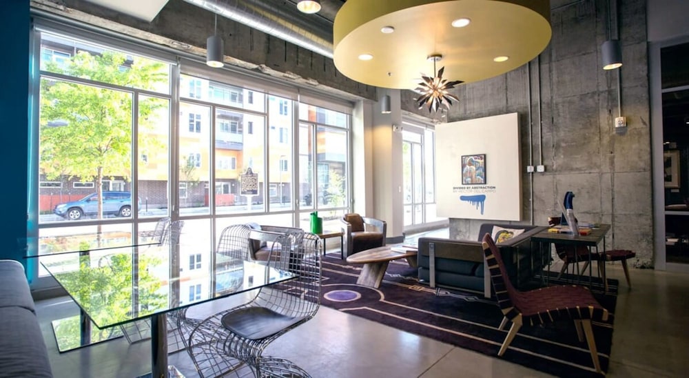 Cozysuites TWO Stylish Apts Monument Circle Indy, Photo 2
