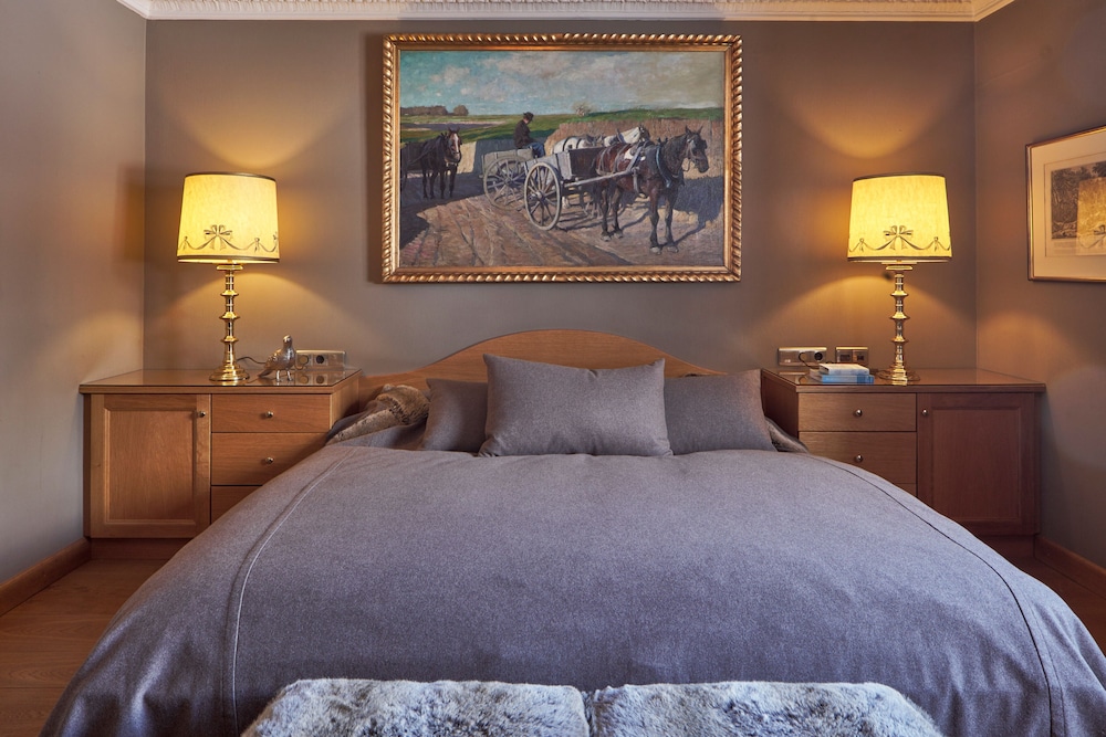 Room (Private Edition) photo 3
