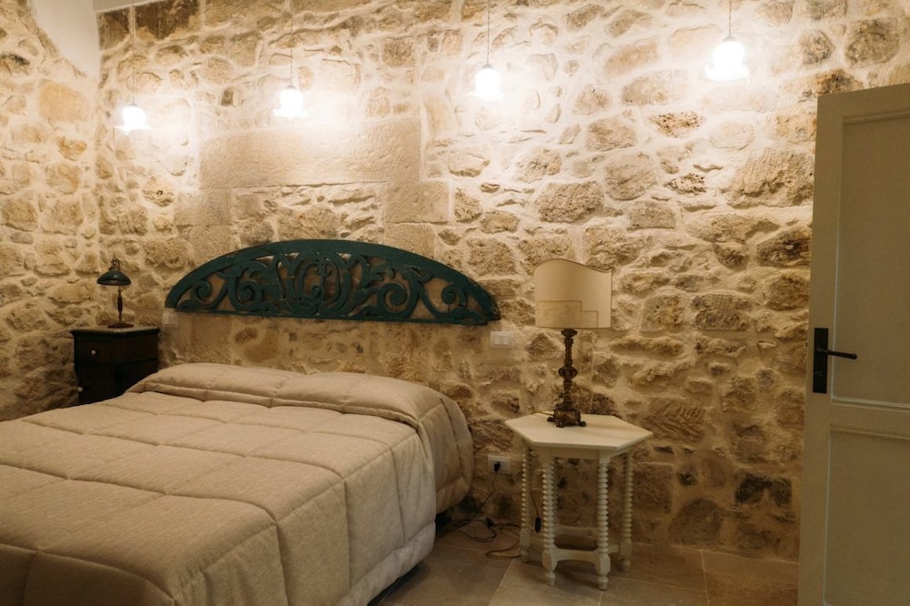 Superior Room (Turia)