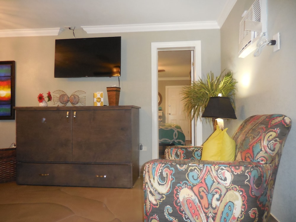 Comfort Condo, 1 Bedroom photo 1