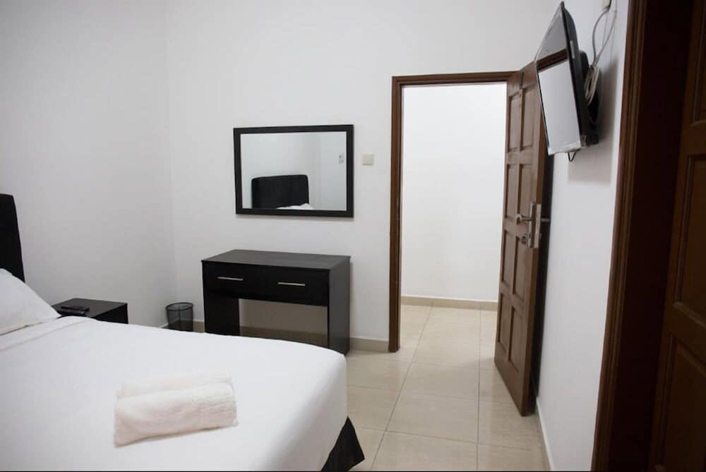 Room, 2 Twin Beds, Smoking, City View photo 3