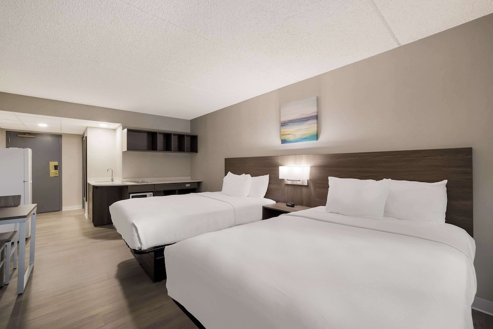 Room, 2 Double Beds, Accessible, Non Smoking - Photo 2