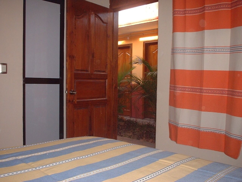 Basic Double Room photo 3