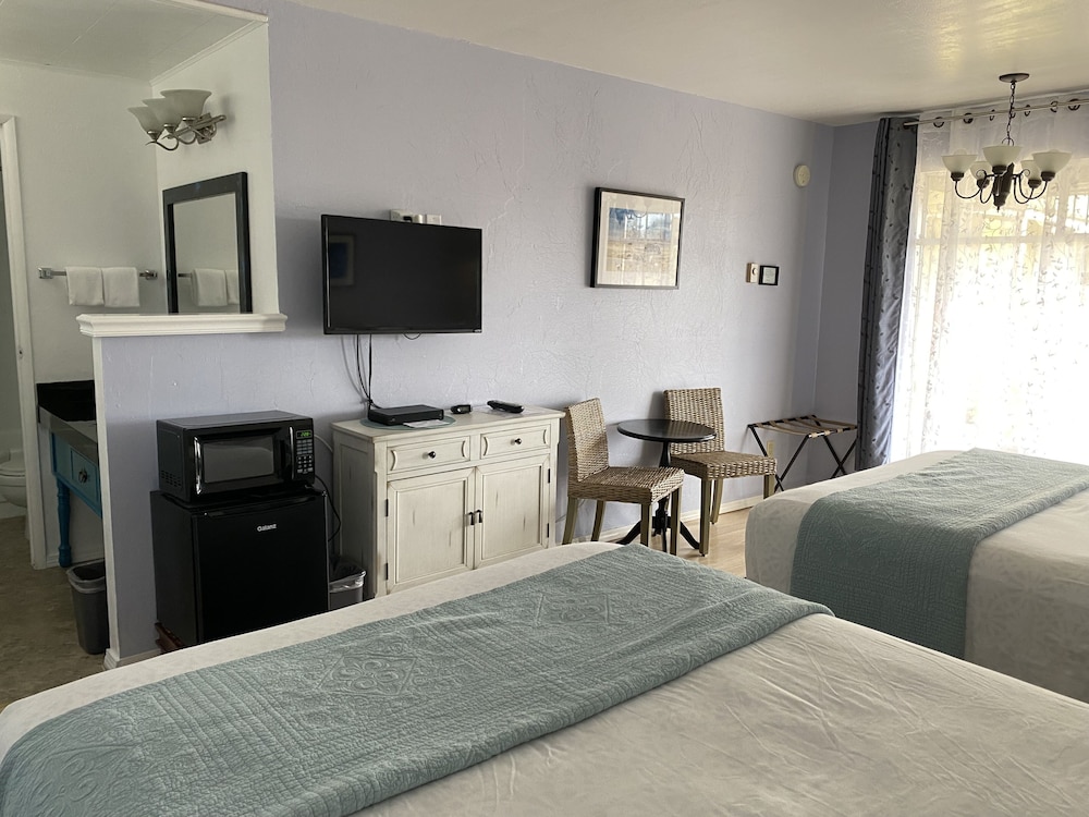 Standard Room, 2 Queen Beds