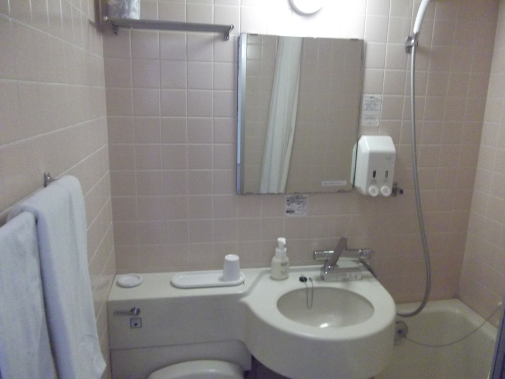 Twin Room, Non Smoking photo 3