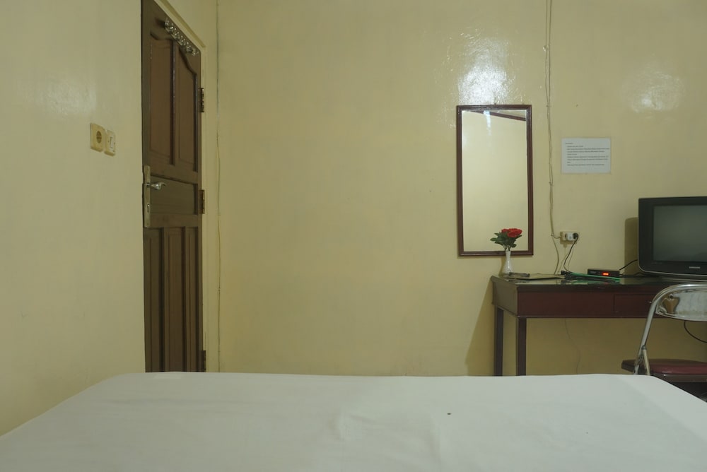Standard Double Room - Photo 13