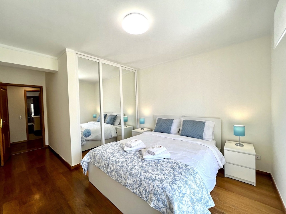 Apartment, 4 Bedrooms, Terrace
