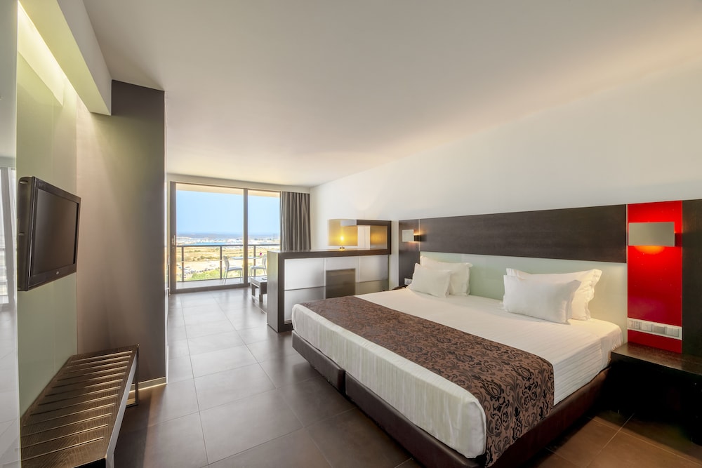 Superior Suite, City View (2 Adults + 2 Children) High Floor