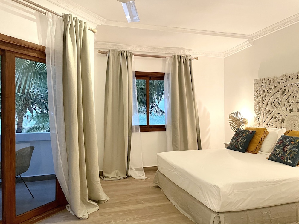 Deluxe Room, Ocean View - Photo 24