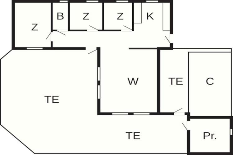 Three-Bedroom Vacation Home  photo 2