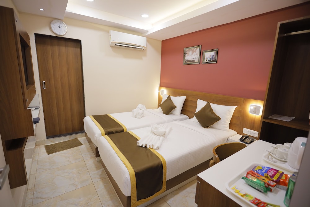Deluxe Twin Room - Photo 2