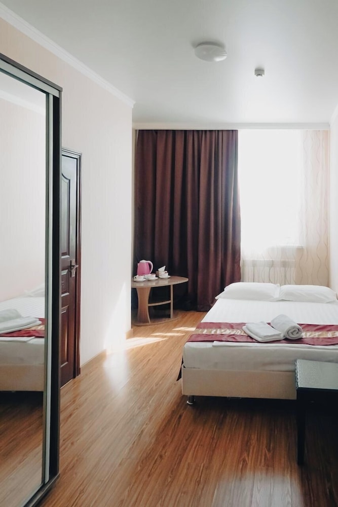 Family Quadruple Room photo 2